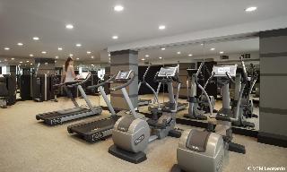 Aparthotel Aka White House 4*